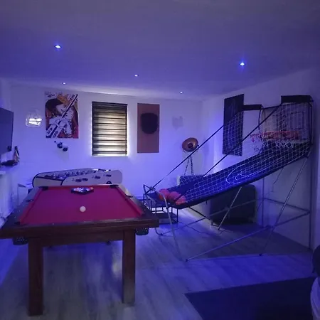 Escapade En Champagne Moments Conviviaux Entre Amis, Famille *