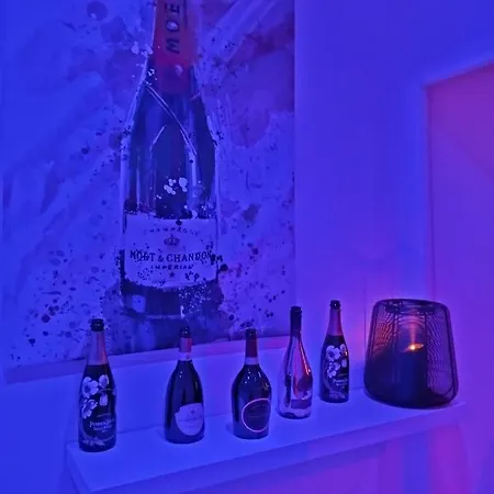 Escapade En Champagne Moments Conviviaux Entre Amis, Famille *
