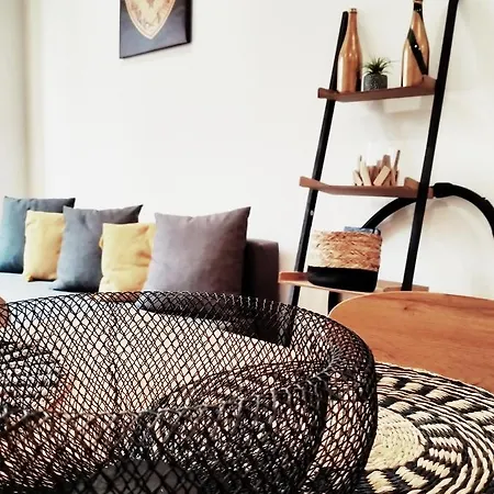 Escapade En Champagne Moments Conviviaux Entre Amis, Famille *