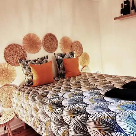 Escapade En Champagne Moments Conviviaux Entre Amis, Famille