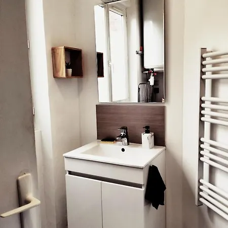 Escapade En Champagne Moments Conviviaux Entre Amis, Famille * Épernay