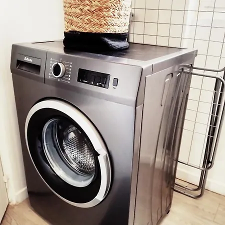 Escapade En Champagne Moments Conviviaux Entre Amis, Famille *