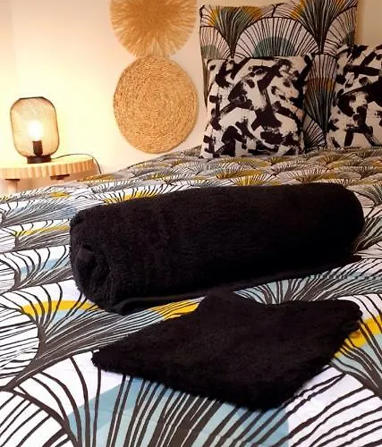 Escapade En Champagne Moments Conviviaux Entre Amis, Famille *