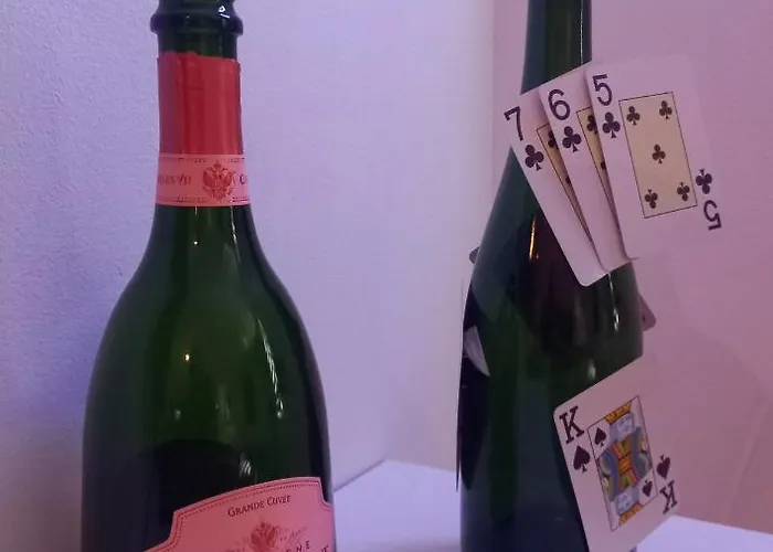 Escapade En Champagne Moments Conviviaux Entre Amis, Famille * إيبيرني