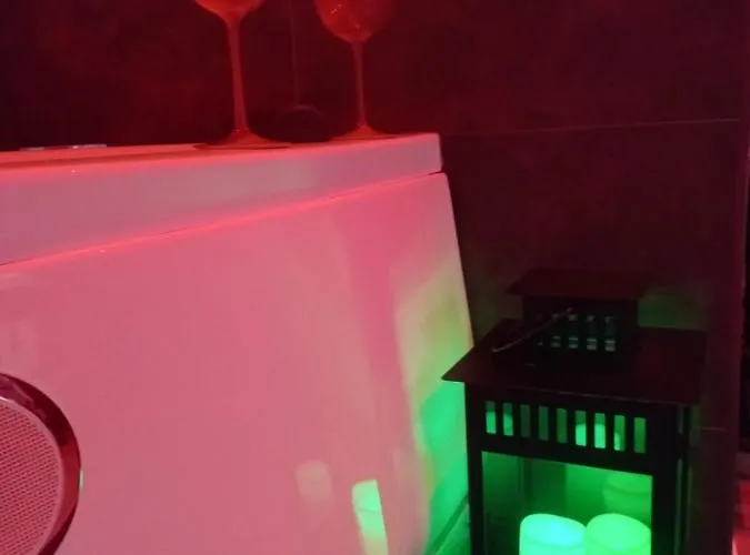 Escapade En Champagne Moments Conviviaux Entre Amis, Famille * إيبيرني