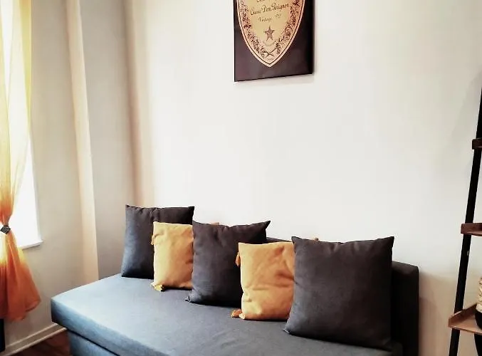 Escapade En Champagne Moments Conviviaux Entre Amis, Famille *