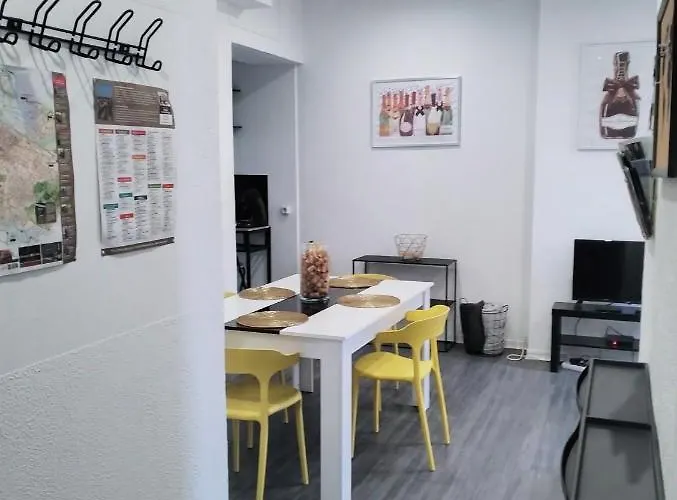 Escapade En Champagne Moments Conviviaux Entre Amis, Famille *