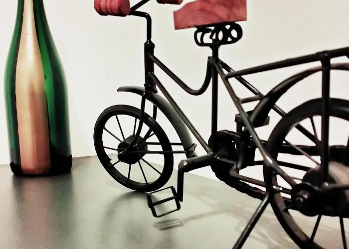 Escapade En Champagne Moments Conviviaux Entre Amis, Famille * Épernay