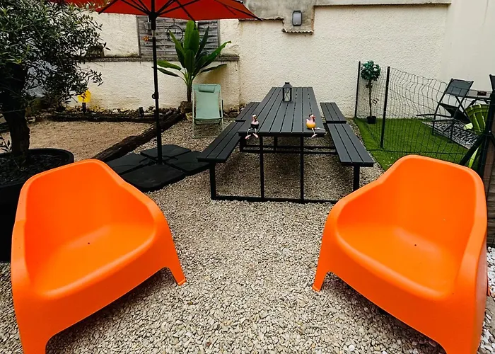 Escapade En Champagne Moments Conviviaux Entre Amis, Famille *